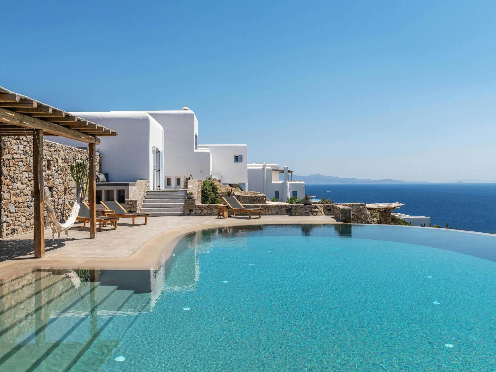 Impressive With Views Villa Psarou (Mykonos)