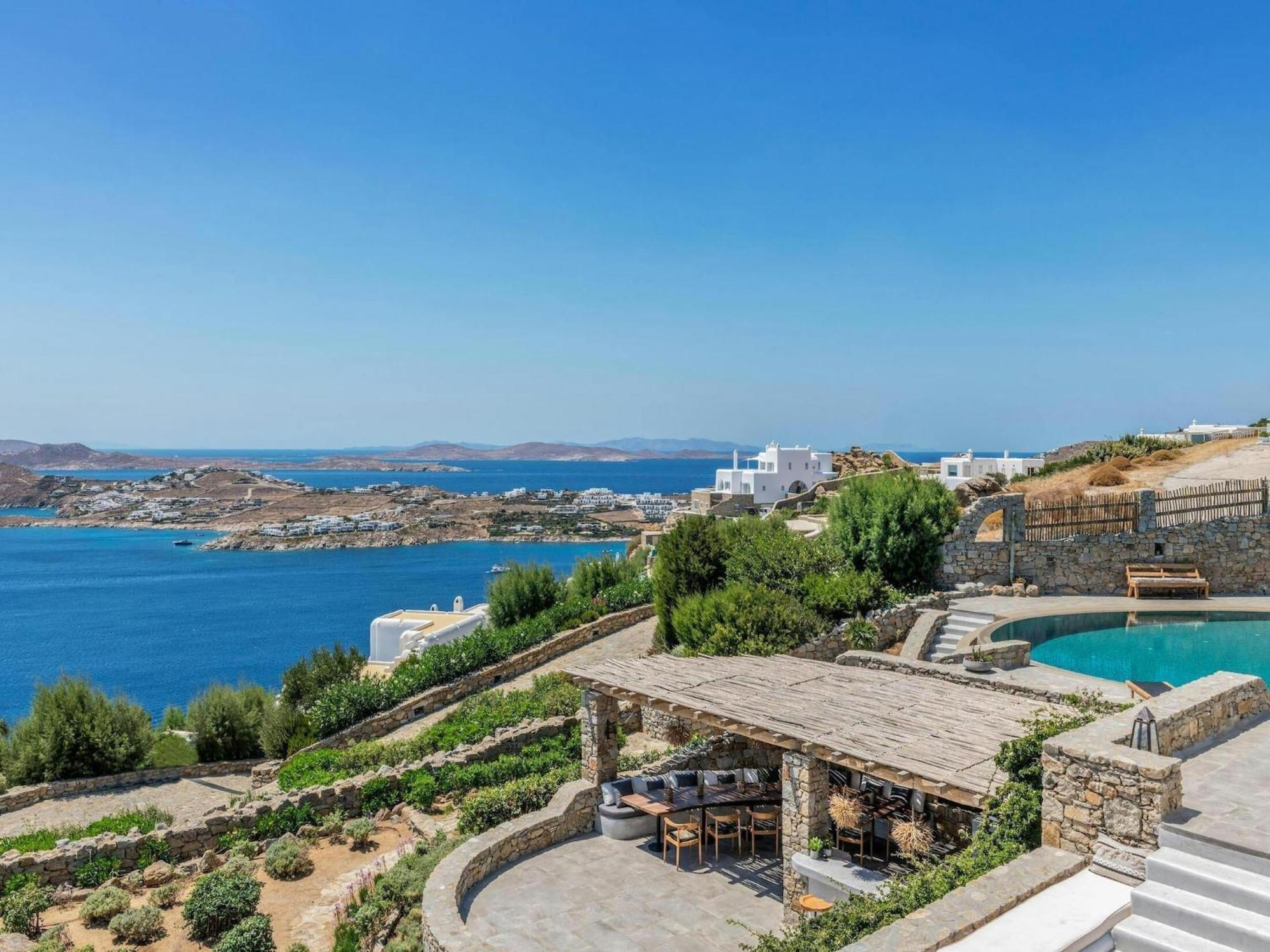 Villa Impressive With Views